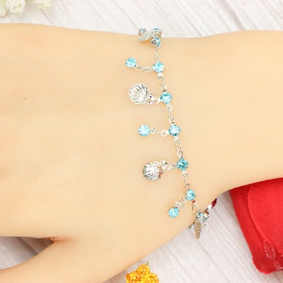 "Trendy Handmade Bracelet – A Thoughtful Gift for Girls & Women | UNVRC1293 - Picture 2 of 10